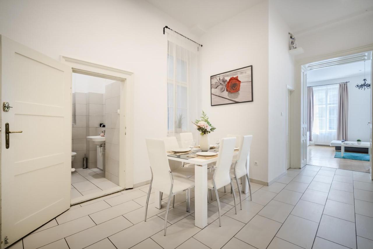 Real Apartments Vadasz บูดาเปสต์ ภายนอก รูปภาพ