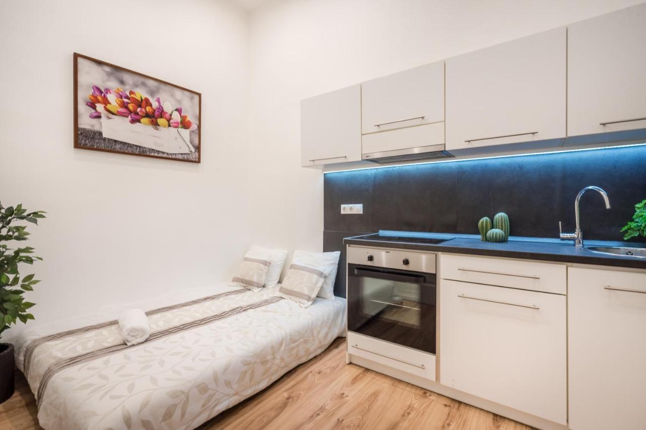 Real Apartments Vadasz บูดาเปสต์ ภายนอก รูปภาพ